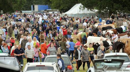 Crowds flood the Welburn Park showground for Ryedale Show
