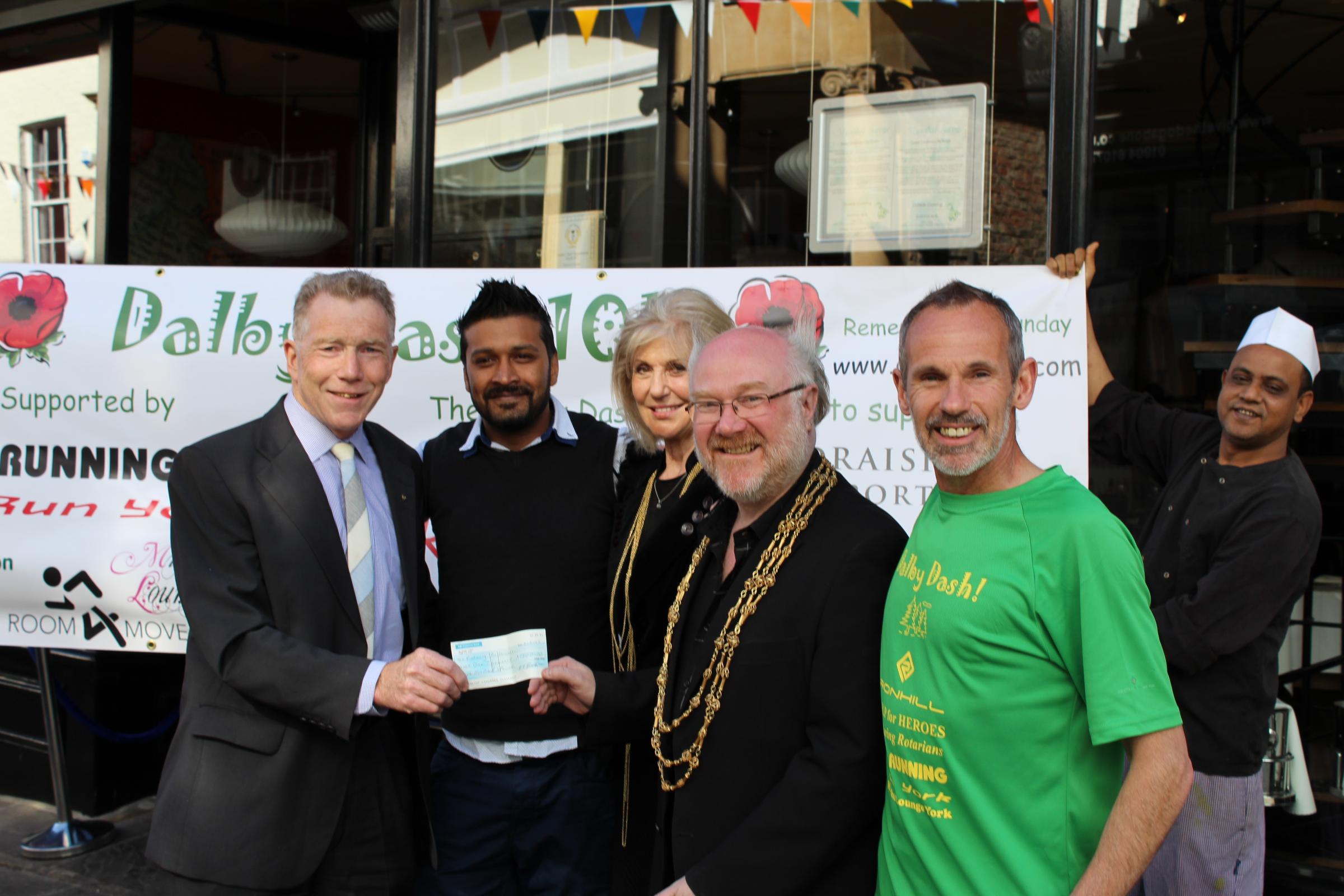 10k Dalby Dash donation boosts local charities - Gazette & Herald