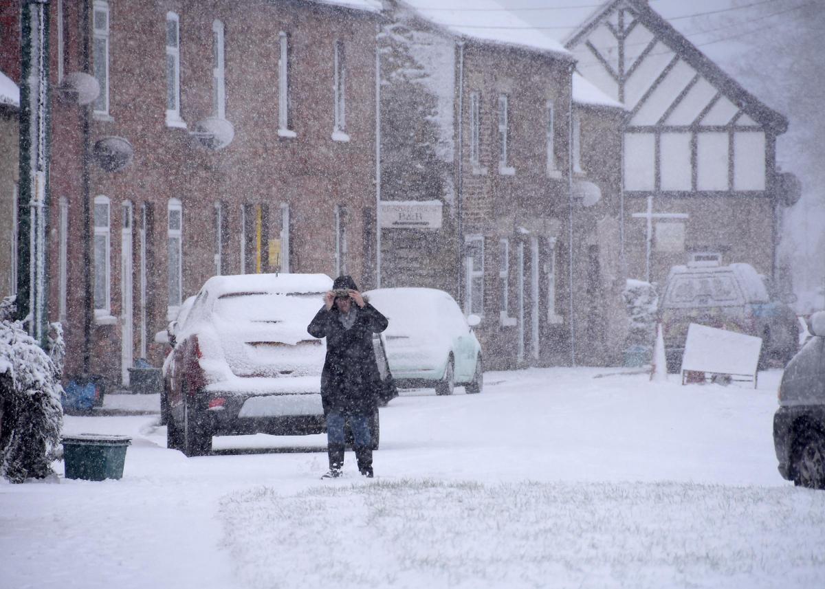 Snow falling in Pickering on Thursday morning. Picture David Harrison.