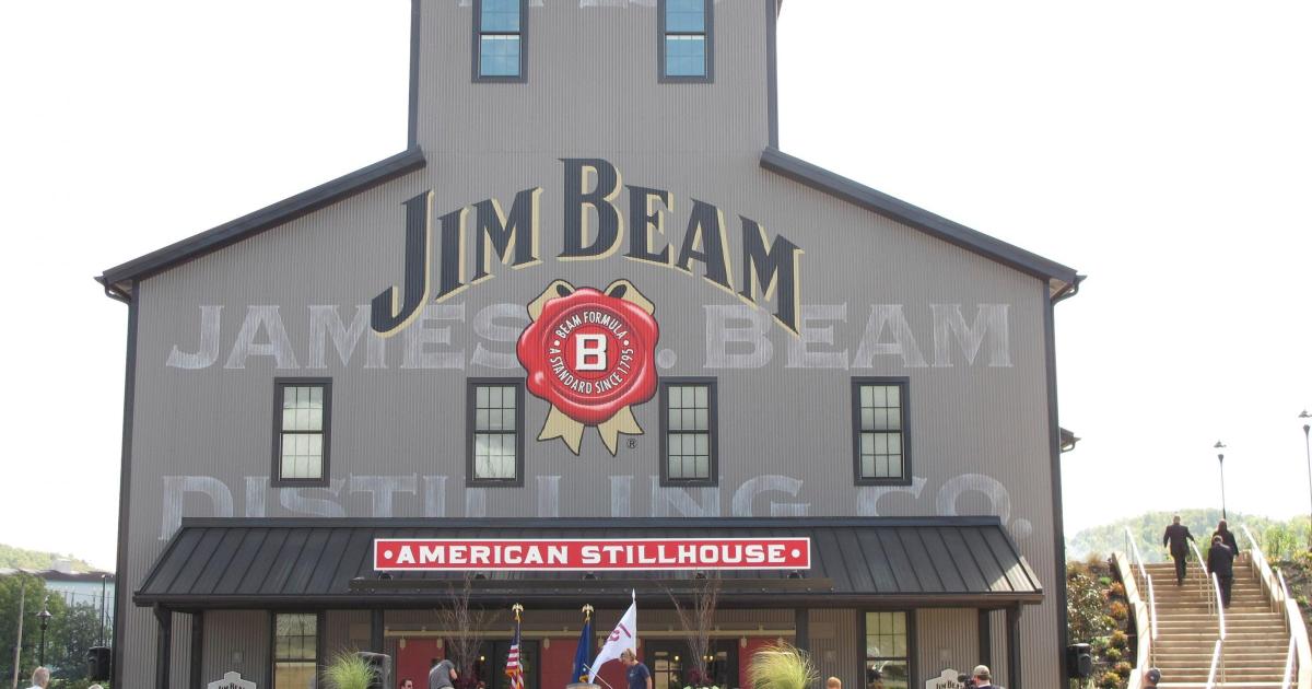 Bourbon tourism booming as visitors flock to Kentucky distilleries - Vimarsana News