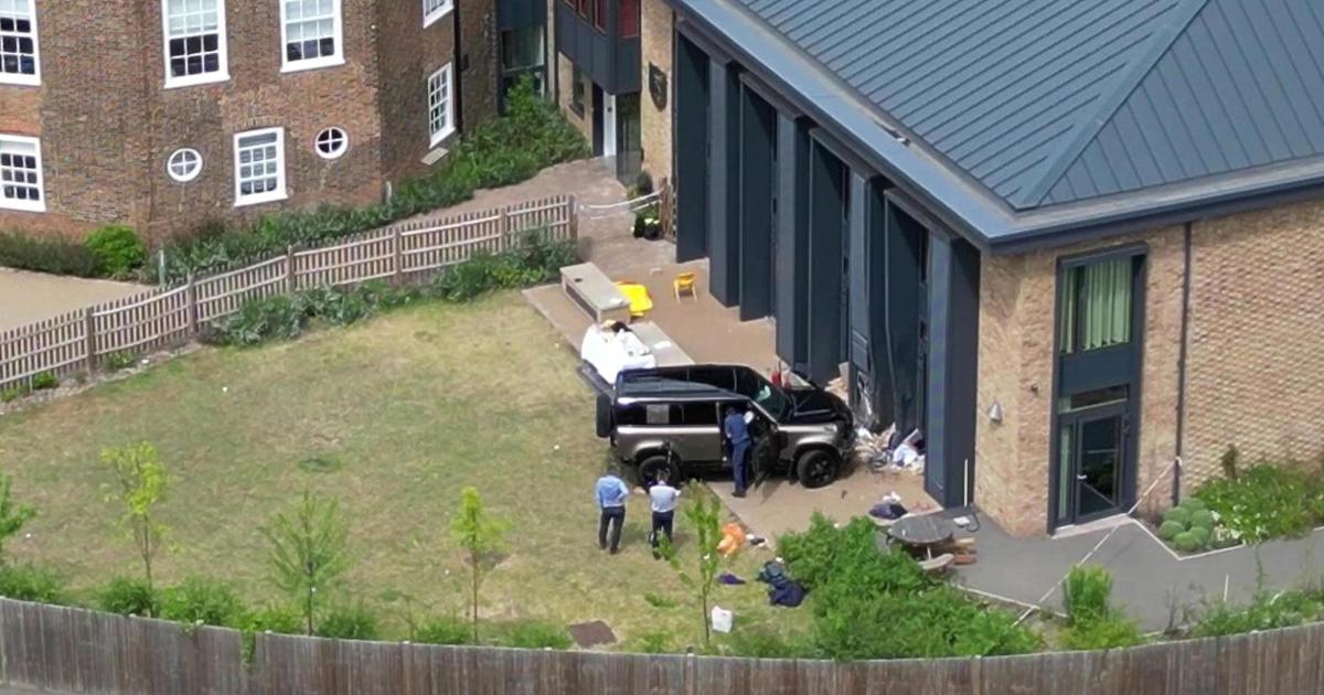 Girl, eight, killed and 10 in hospital after car crashes into school building - Vimarsana News