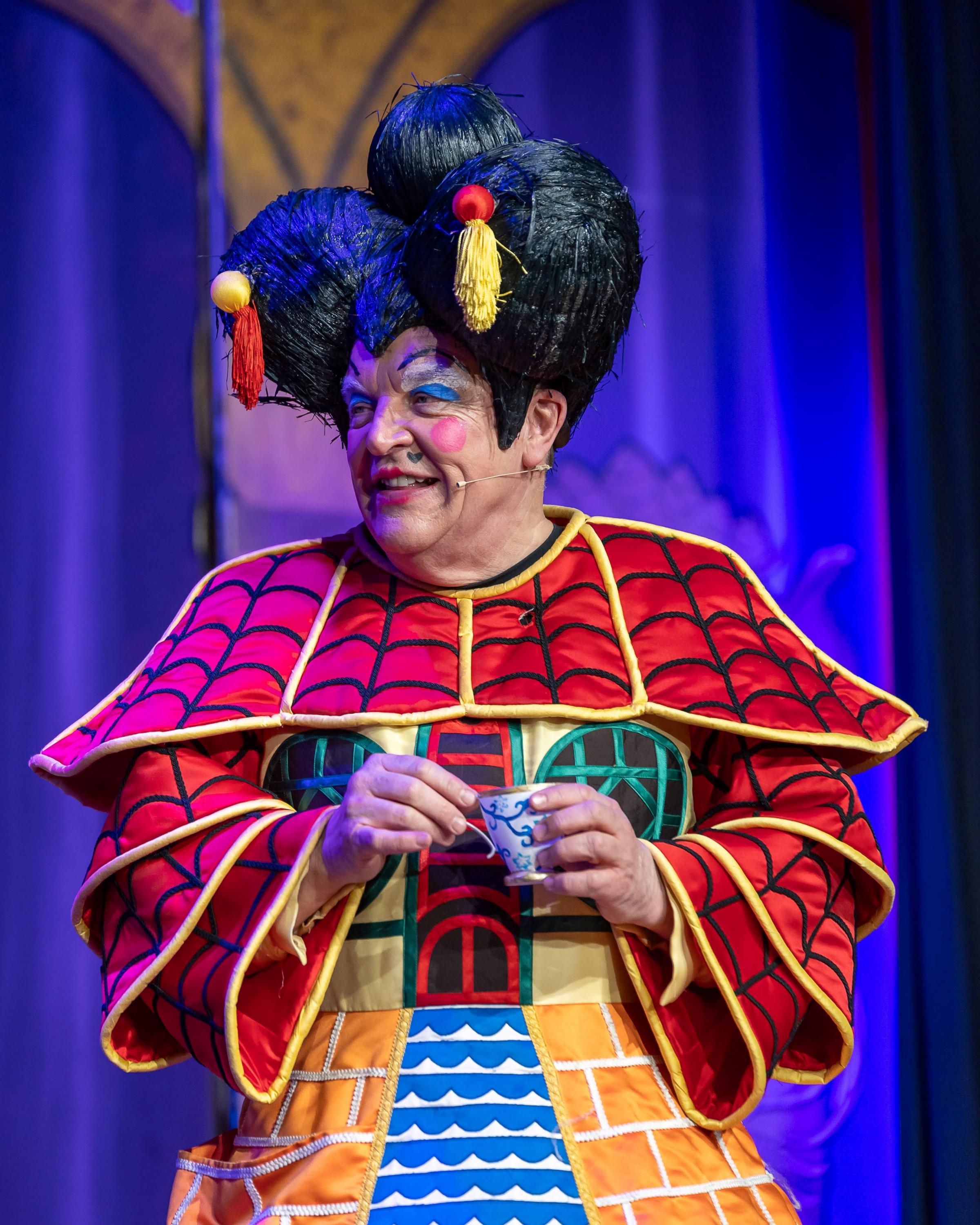 Pickering panto was everything we have come to expect - Vimarsana News