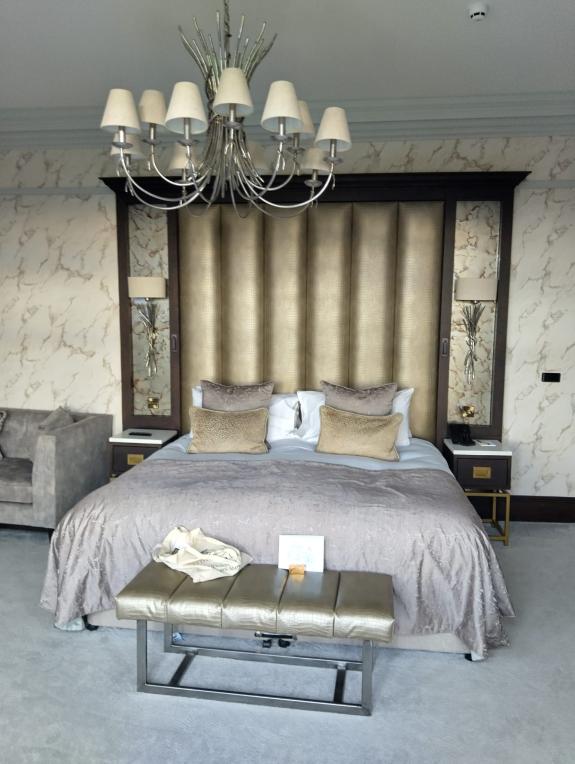 Gazette & Herald: A most magnificent and comfortable bed Gazette & Herald: A most magnificent and comfortable bed