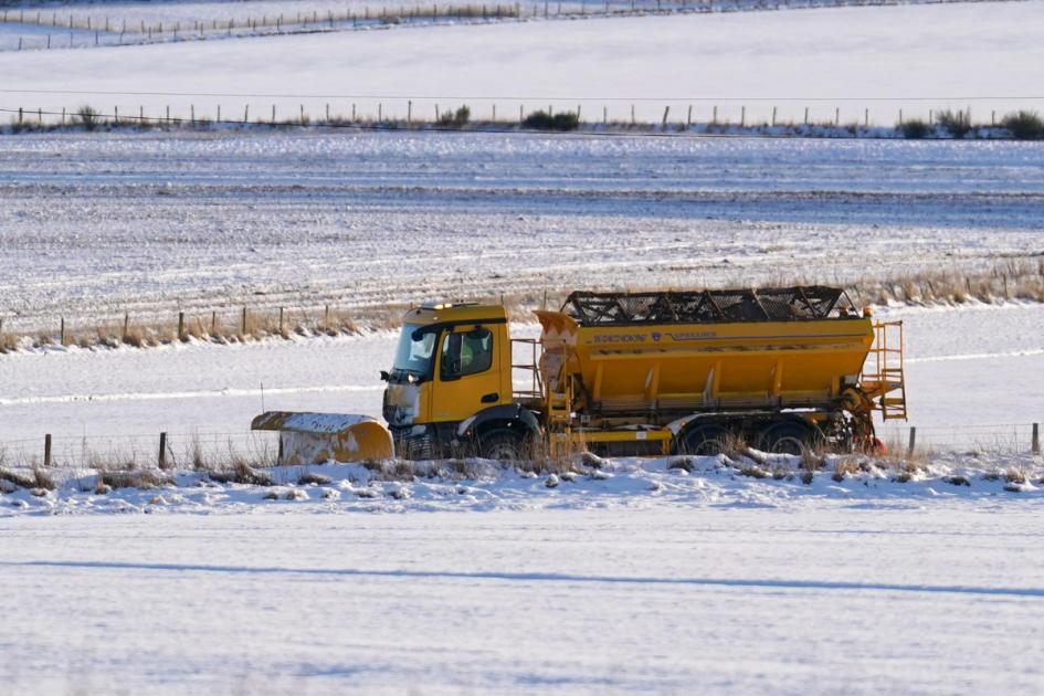 Met Office issues snow warning as cold air from north brings lower temperatures