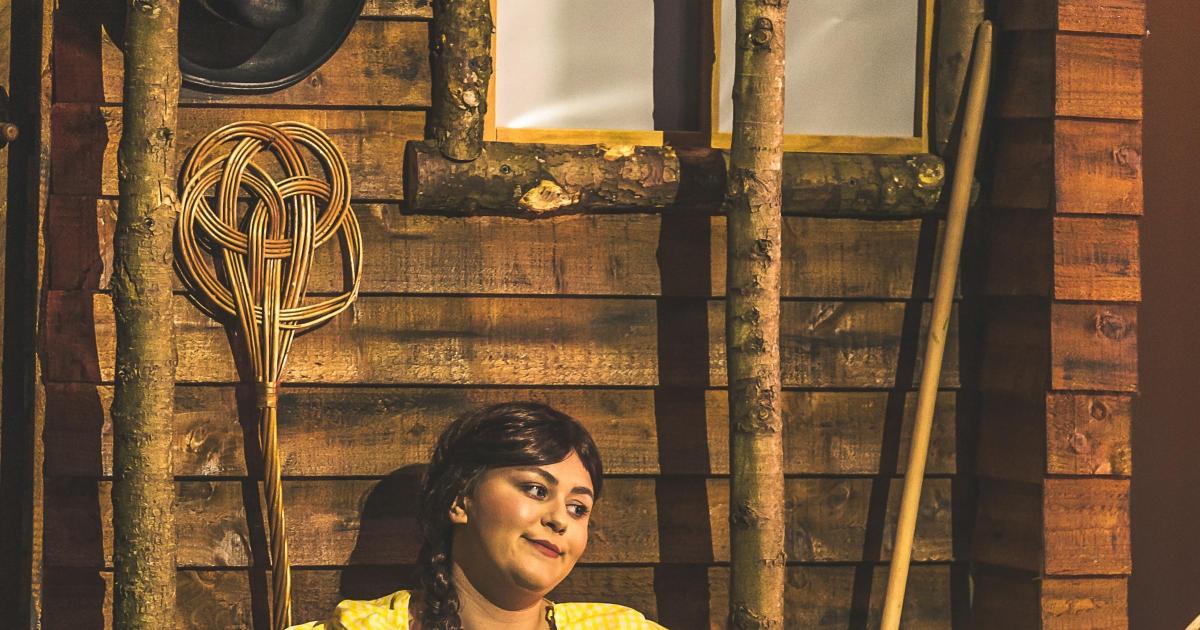 "Oklahoma!" musical comes to Pickering's Kirk Theatre - Vimarsana News