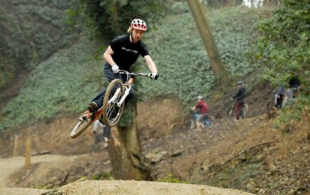 Committee member
Gary Priestley takes to the air on the dirt
jumping skills track as the first phase of work at Newbridge Park in
Pickering opened at the weekend.
