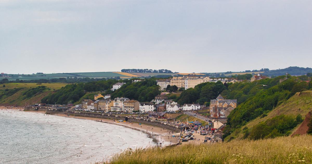 Plans to demolish North Yorkshire beach-front toilets, ice cream shop and café