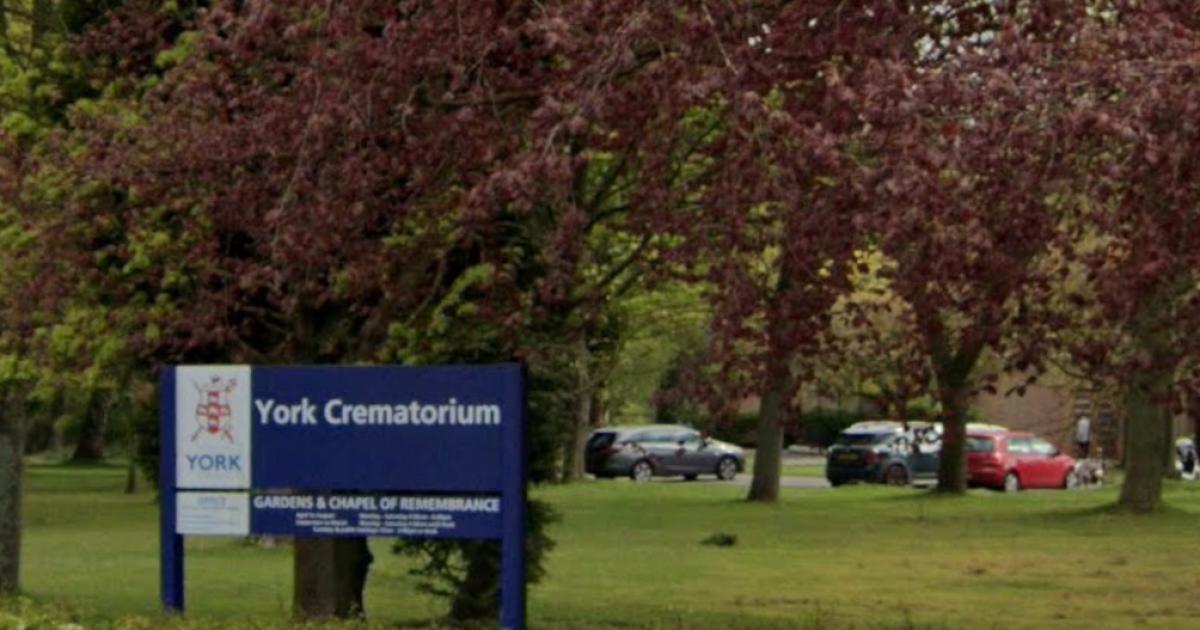 Knife-carrying teenager arrested after ruining funeral at York crematorium