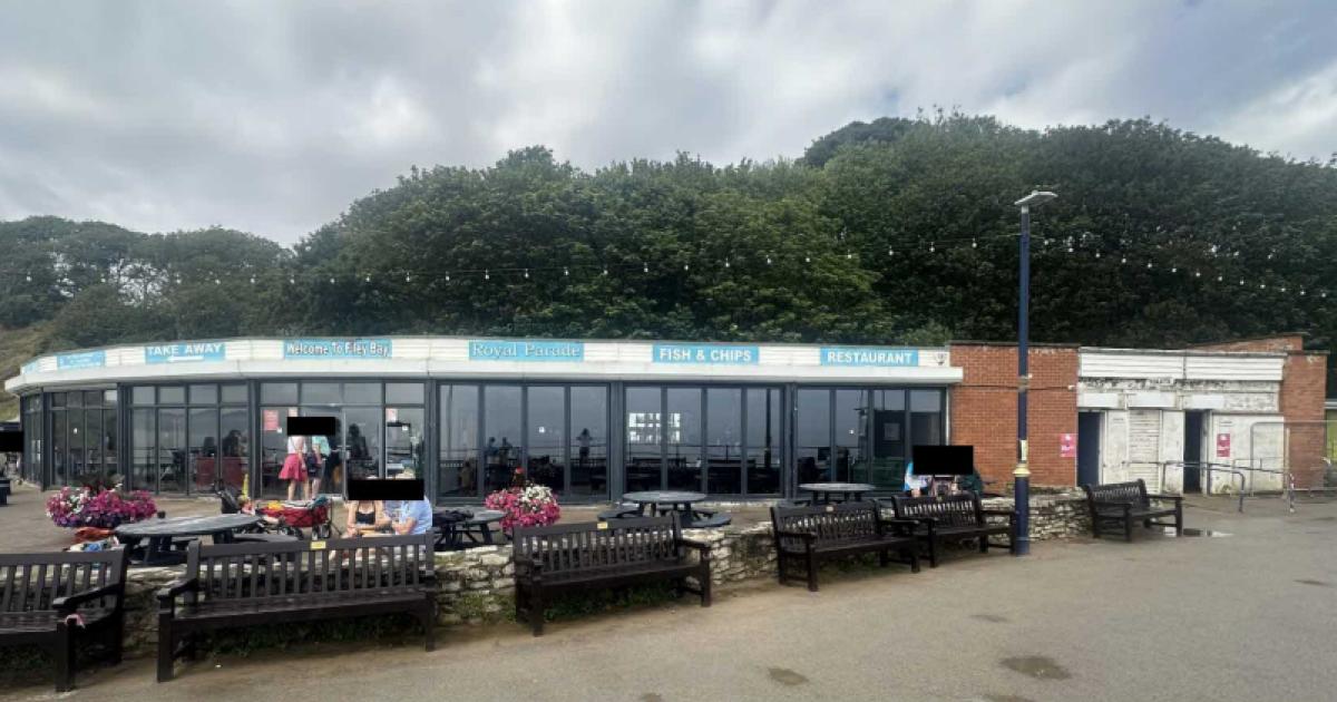 Demolition of seafront chip shop and café