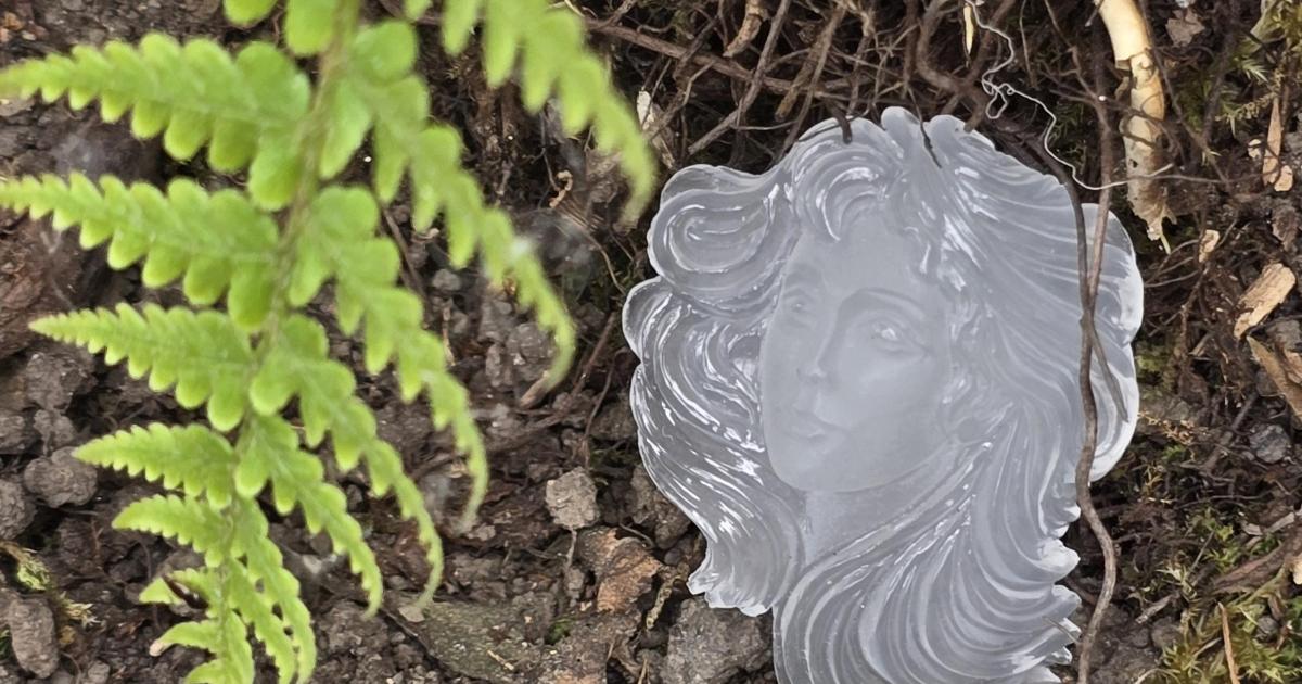 North Yorkshire jeweller creates future heirloom inspired by Emily Brontë