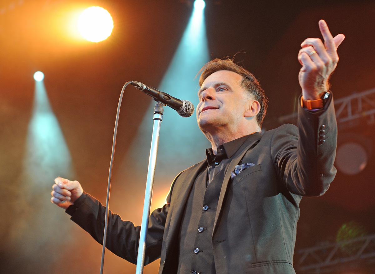 Deacon Blue at Dalby Forest Live